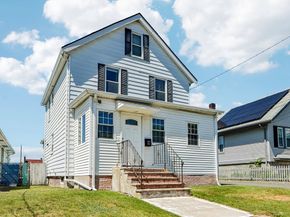 66 Washington Ave, Revere MA 02151