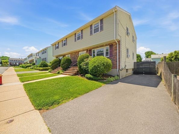 26-28 Desmond Ave, Watertown MA 02472