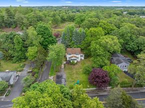 42 Wood St, Woburn MA 01801