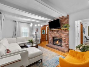 42 Wood St, Woburn MA 01801