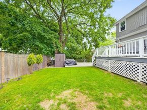 74 Rhinecliff St, Arlington MA 02476