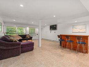 119 Newton Ave N, Worcester MA 01609
