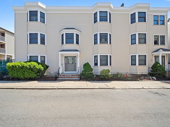 184 Athens St 3, Boston MA 02127