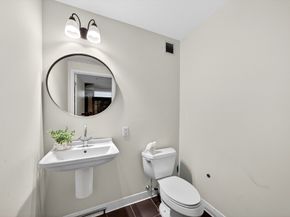 2 Earhart St 134, Cambridge MA 02141