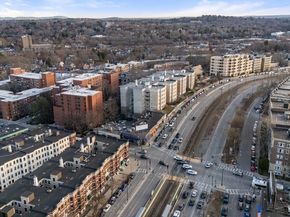 1572 Commonwealth Ave U:8, Boston MA 02135