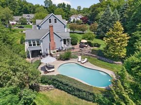 2 Watkins Ln, Southborough MA 01772