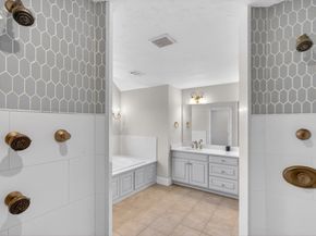 2 Watkins Ln, Southborough MA 01772