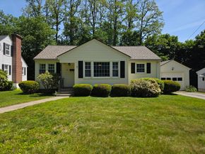 34 Wildrose Ave, Worcester MA 01602