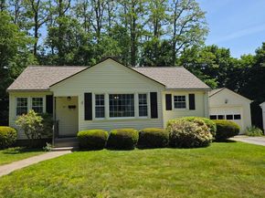34 Wildrose Ave, Worcester MA 01602