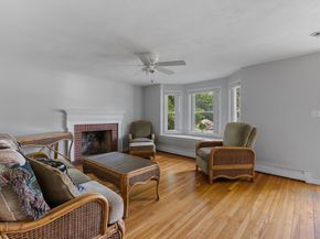 15 Mars Dr, Shrewsbury MA 01545