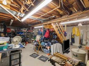 15 Mars Dr, Shrewsbury MA 01545