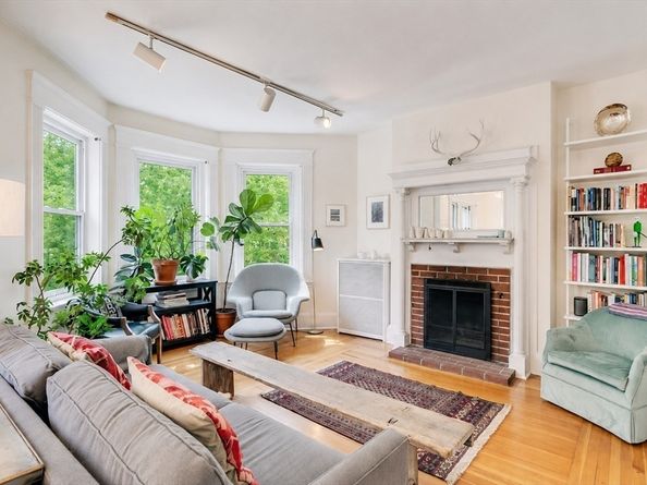 485 Washington St 3, Brookline MA 02446