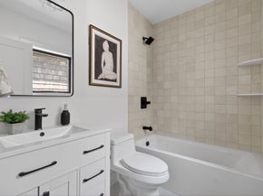 37 Kingston St B, Somerville MA 02144