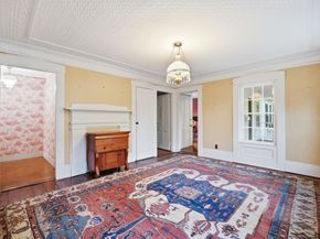 834 Pleasant St, Athol MA 01331
