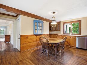 834 Pleasant St, Athol MA 01331