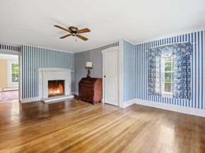 834 Pleasant St, Athol MA 01331