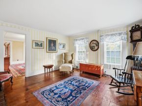 834 Pleasant St, Athol MA 01331