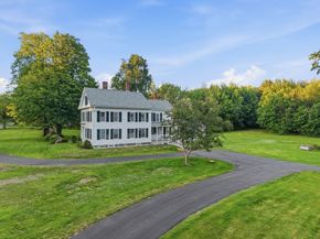 834 Pleasant St, Athol MA 01331