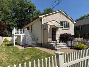 43 Deerfield Ave, Westwood MA 02090