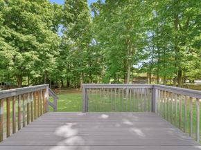 5 Tuckoosa Cir, Bridgewater MA 02324