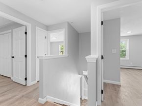 5 Tuckoosa Cir, Bridgewater MA 02324