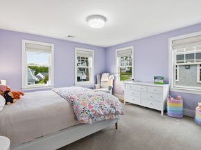 7 Howe St, Hingham MA 02043