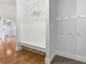 7 Howe St, Hingham MA 02043