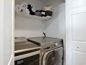 26 School St 7, Hull MA 02045