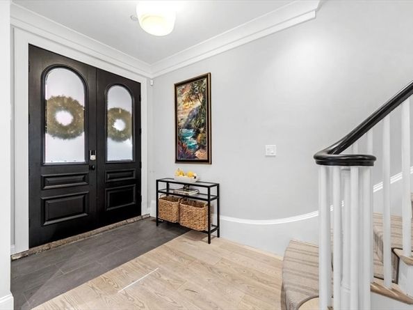 5 Wallace Court, Boston MA 02129