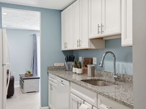 107 Patrick Rd 107, Tewksbury MA 01876