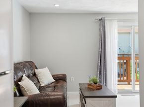 107 Patrick Rd 107, Tewksbury MA 01876