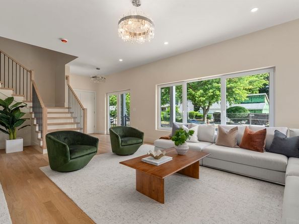 58 Bontempo Rd, Newton MA 02459