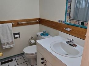 35 Nonantum St C, Boston MA 02135