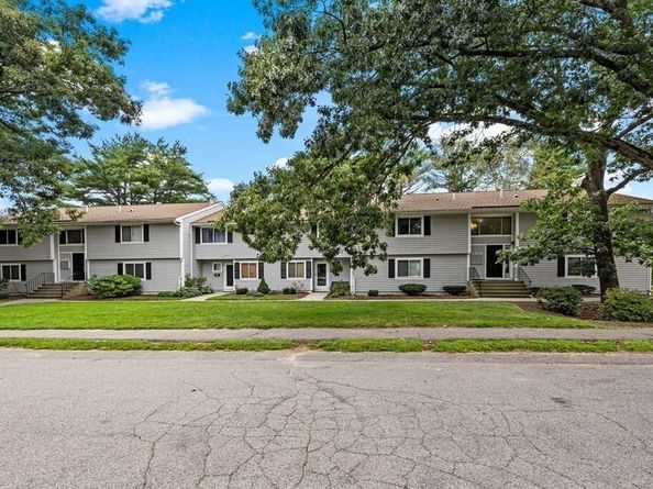 6 Beals Cove B, Hingham MA 02043