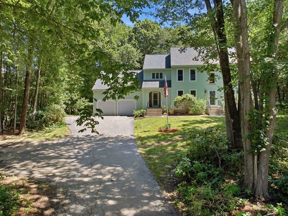 649 Concord Rd, Marlborough MA 01752
