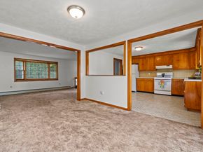 8 Main St, Wilmington MA 01887