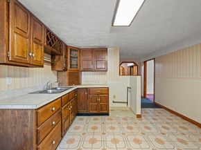 8 Main St, Wilmington MA 01887