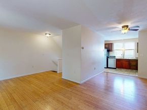 37 Towle Dr 37, Holden MA 01520