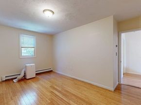 37 Towle Dr 37, Holden MA 01520