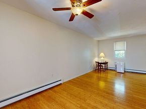37 Towle Dr 37, Holden MA 01520
