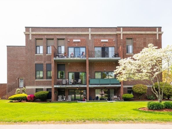 30 Conant St 1B, Beverly MA 01915