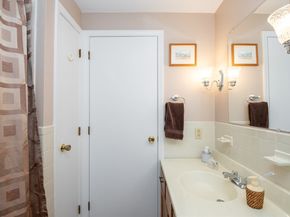 30 Conant St 1B, Beverly MA 01915