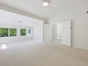 33 Half Crown Cir 33, Ashland MA 01721