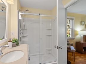 16 Lakeview Dr, Littleton MA 01460