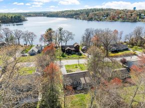 16 Lakeview Dr, Littleton MA 01460