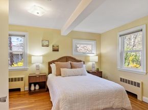 16 Lakeview Dr, Littleton MA 01460