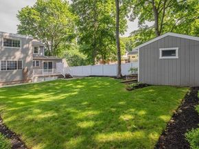 10 Richards Rd, Weymouth MA 02189