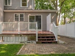 10 Richards Rd, Weymouth MA 02189