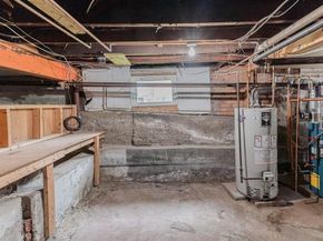 10 Richards Rd, Weymouth MA 02189