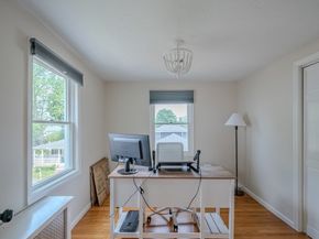 10 Richards Rd, Weymouth MA 02189